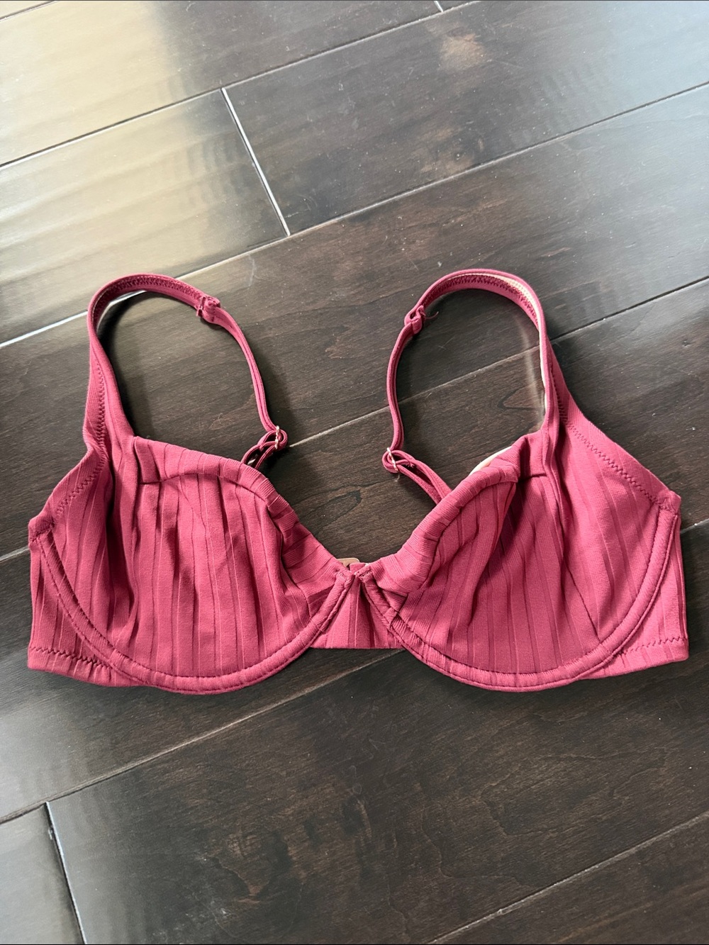 Shade & Shore Women’s Ribbed Underwire Bikini 👙 Top in Burgundy - Shade & Shore